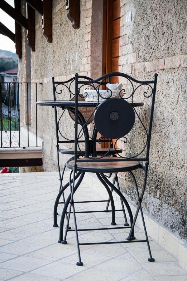 1870 Bed & Breakfast Arpino Exteriör bild